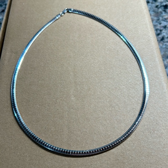 Omega Necklace - Picture 2 of 6